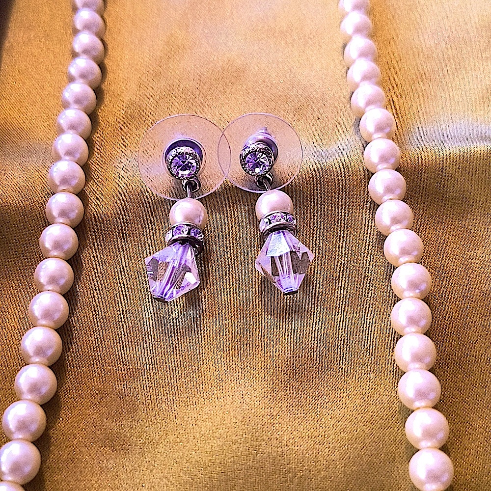 Vintage Bridal Set: Pearl, Crystal & Diamond Earrings & Necklace EUC - Picture 3 of 4